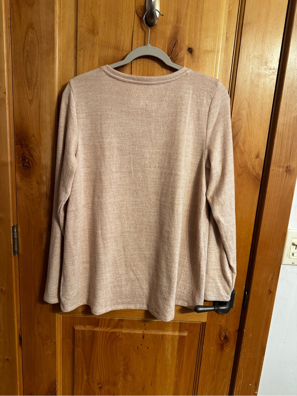 American Eagle Soft & Sexy Plush Top in Light Tan - Picture 3 of 3